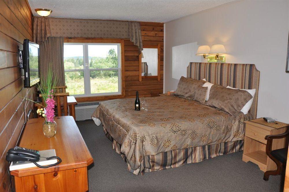 Bras D'Or Lakes Inn St. Peter's Buitenkant foto